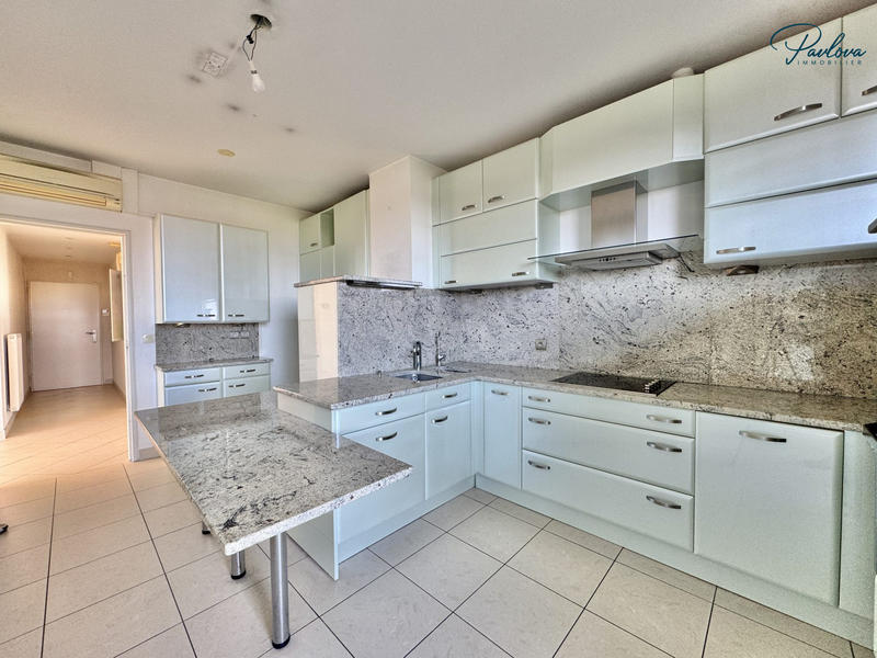 Appartement - 143 m² - 4 pièces