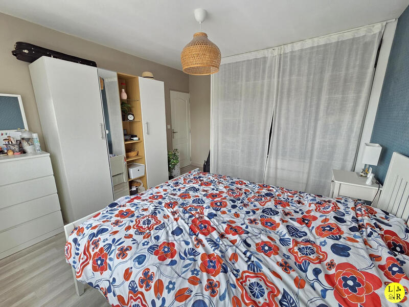 Maison - 104 m² - 5 pièces