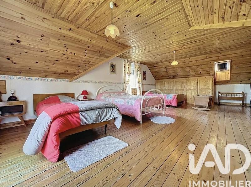 Maison de ville - 180 m² - 6 pièces