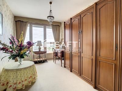 Appartement - 93 m² - 4 pièces