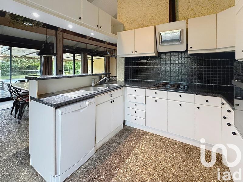 Maison - 137 m² - 5 pièces