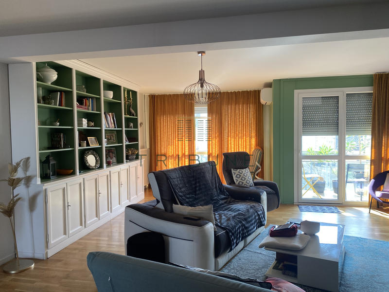 Appartement - 116 m² - 3 pièces