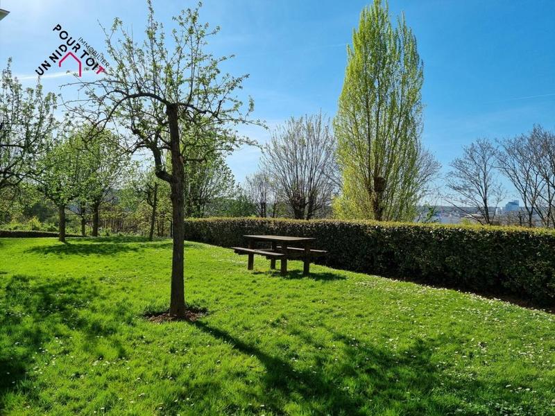 Appartement - 99 m² - 5 pièces