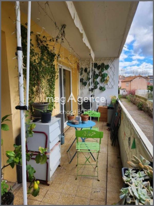 Appartement - 85 m² - 4 pièces