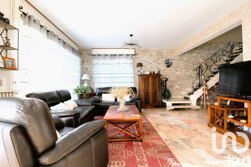 Maison - 390 m² - 10 pièces