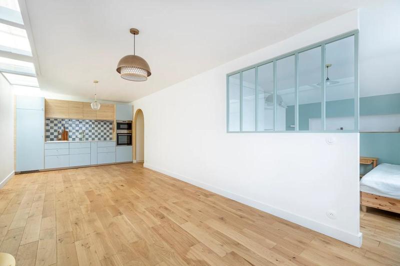 Appartement - 179 m² - 7 pièces