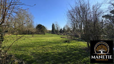 Maison traditionnelle - 142 m² - 8 pièces