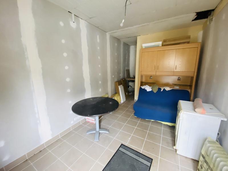 Local commercial - 80 m² - 4 pièces