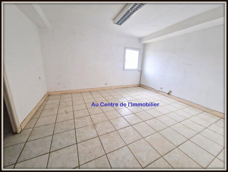 Local commercial - 228 m²