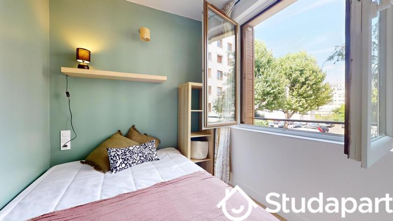 Chambre - 10 m² - 1 pièce