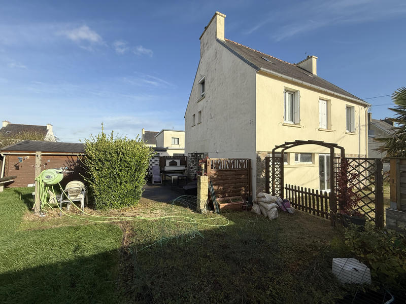 Maison - 91 m² - 7 pièces