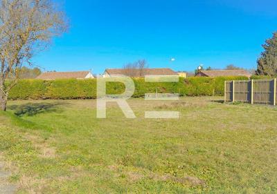 Terrain constructible - 791 m²