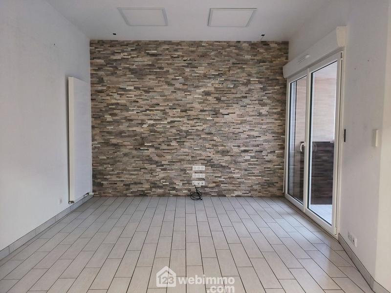 Maison - 180 m² - 8 pièces