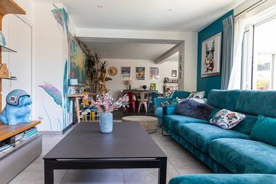 Maison - 216 m² - 7 pièces