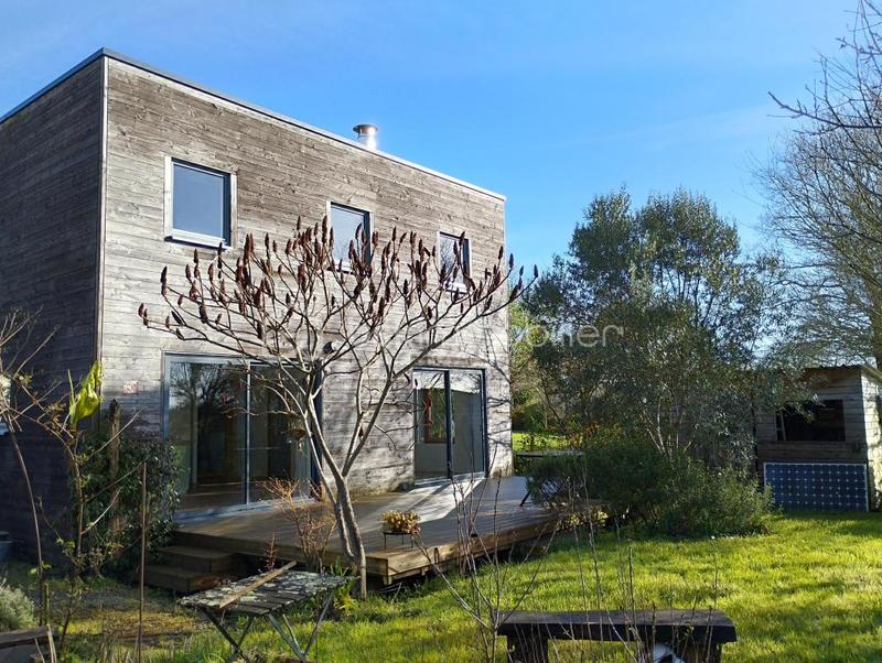 Maison - 77 m² - 4 pièces