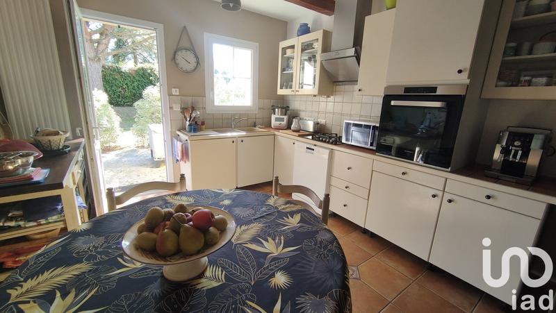 Maison - 215 m² - 10 pièces