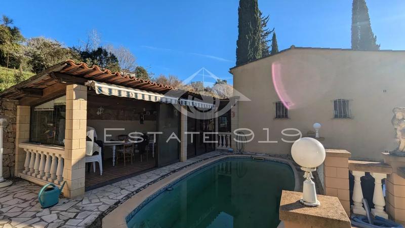 Villa - 102 m² - 4 pièces