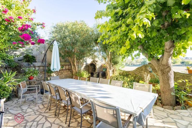 Maison de village - 315 m² - 12 pièces