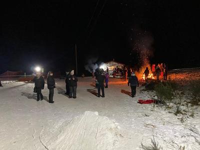 Soirée nocturne et feu de joie sur la piste du Haut du Tôt