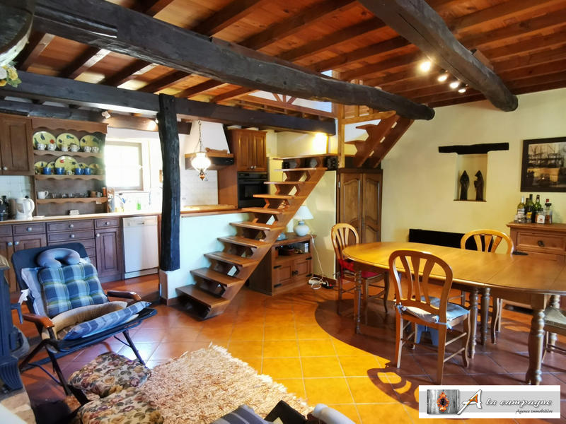 Maison - 144 m² - 6 pièces