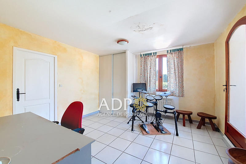 Maison - 144 m² - 6 pièces