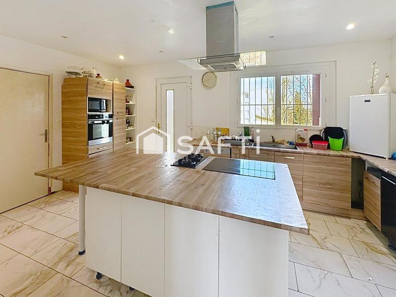 Maison - 130 m² - 5 pièces