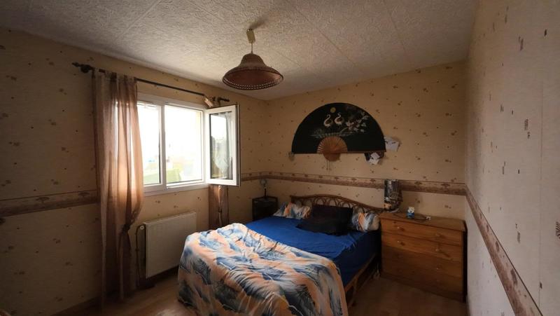 Pavillon - 94 m² - 7 pièces