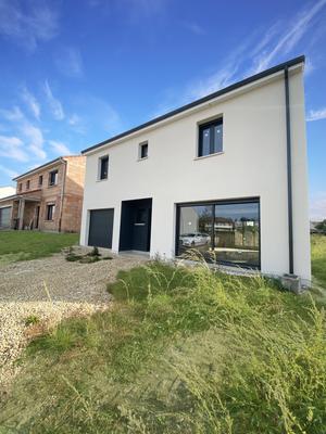 Maison - 143 m² - 6 pièces