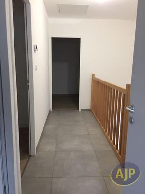 Maison - 86 m² - 4 pièces