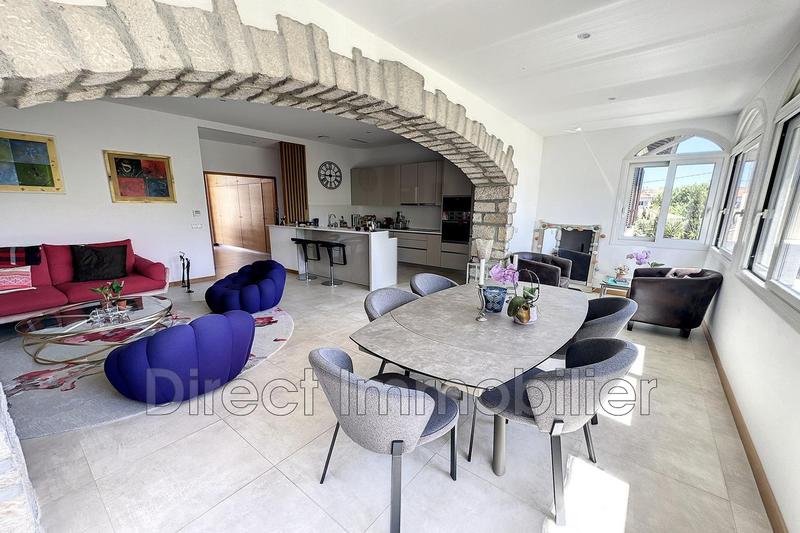 Maison - 180 m² - 5 pièces