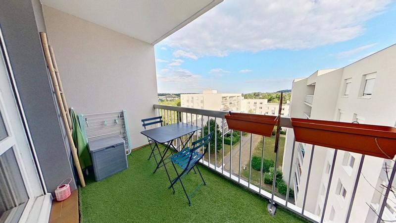 Penthouse - 83 m² - 4 pièces