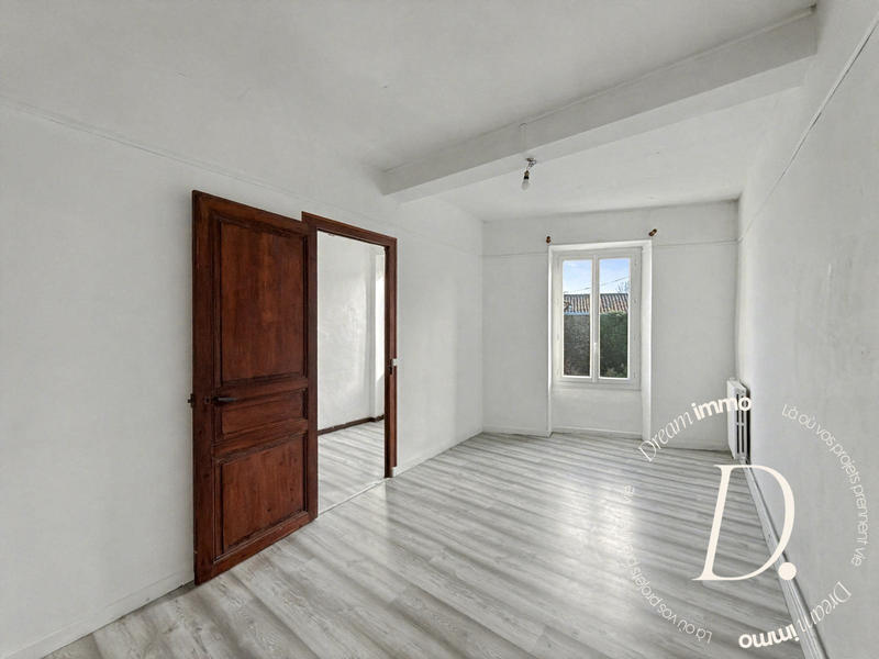 Maison - 105 m² - 4 pièces