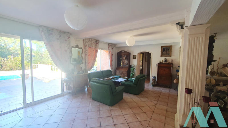 Maison - 173 m² - 7 pièces