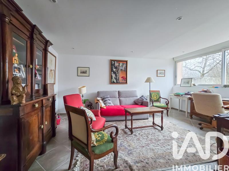 Appartement - 81 m² - 3 pièces