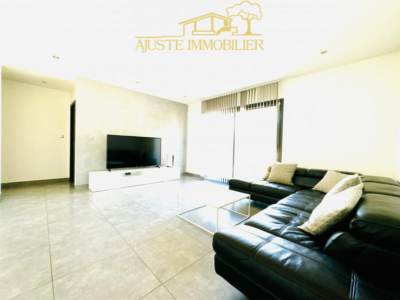 Maison - 96 m² - 4 pièces