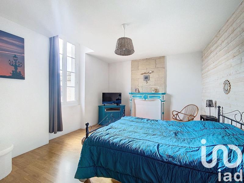 Maison - 225 m² - 8 pièces