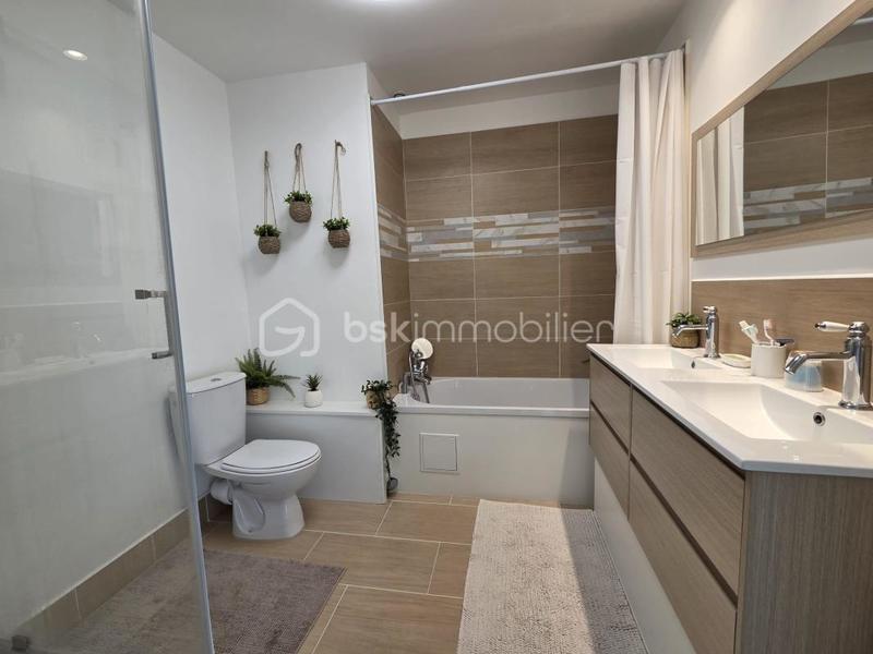 Maison - 117 m² - 7 pièces