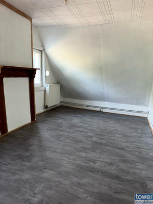 Maison - 95 m² - 6 pièces