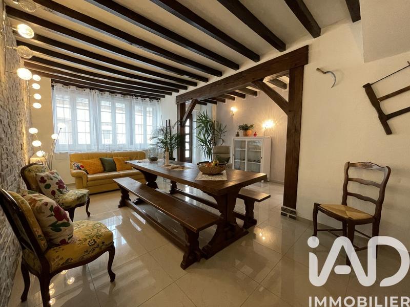 Maison de village - 249 m² - 10 pièces
