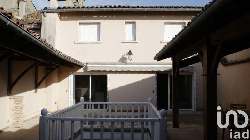 Maison - 229 m² - 15 pièces