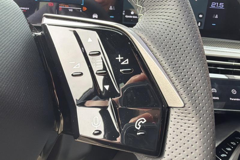 Peugeot 3008 Hybrid 145 E-Dcs6 Gt Alca