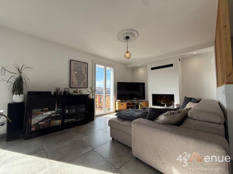 Maison - 115 m² - 5 pièces