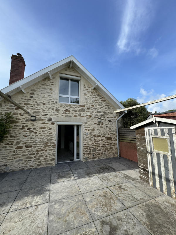 Propriété - 295 m² - 12 pièces