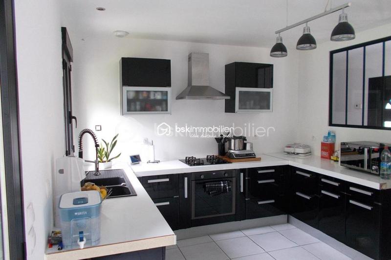 Maison ancienne - 160 m² - 6 pièces