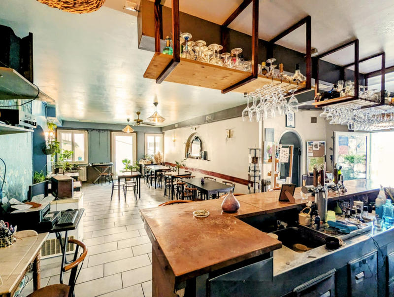 Fonds de commerce - Magasins - 200 m²