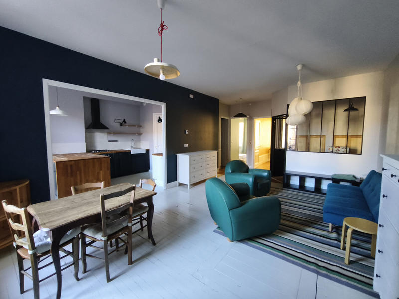 Appartement - 90 m² - 3 pièces