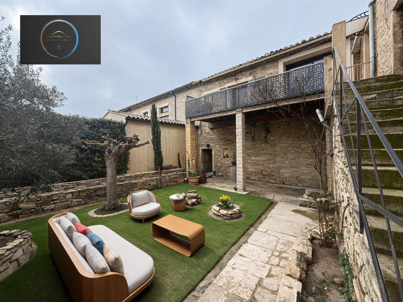 Maison - 185 m² - 5 pièces