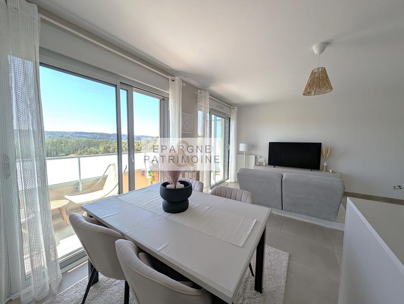 Appartement - 62 m² - 3 pièces