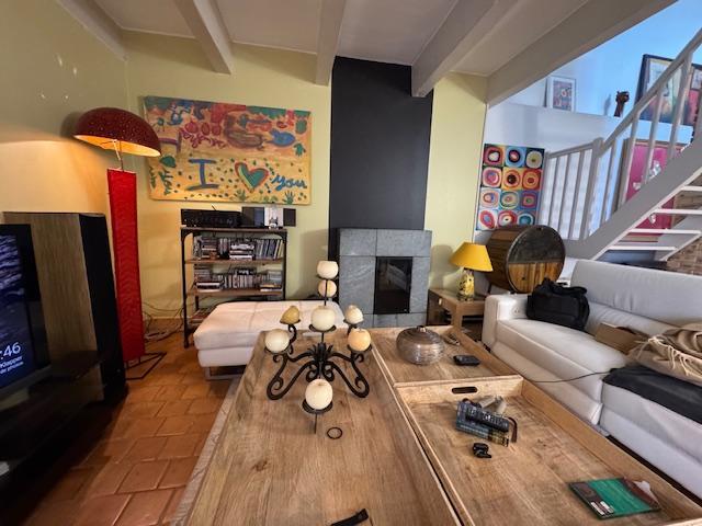 Maison - 184 m² - 8 pièces