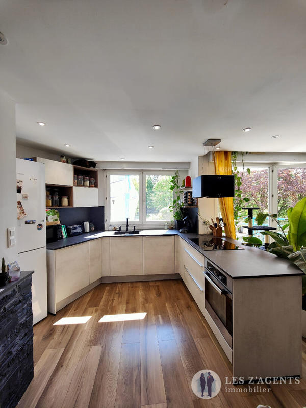 Appartement - 88 m² - 4 pièces